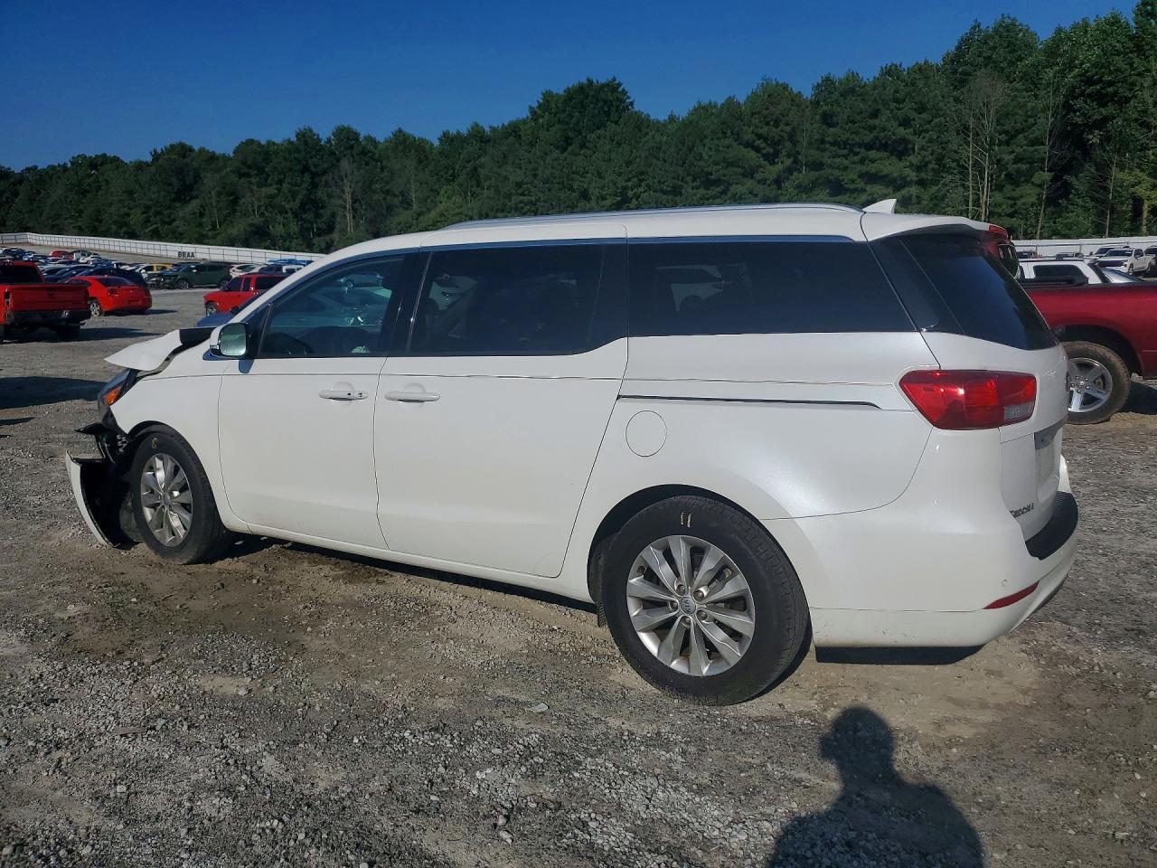 2016 Kia Sedona Ex - Фото 2