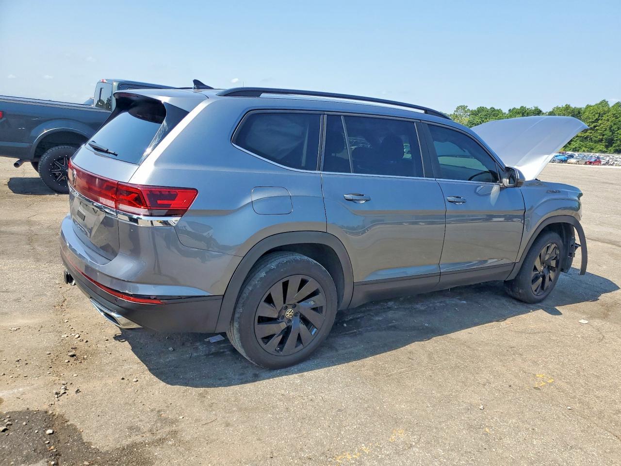 2024 Volkswagen Atlas Se - Фото 3