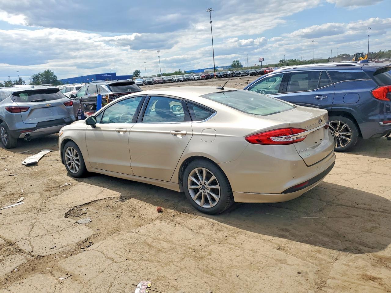 2017 Ford Fusion Se - Фото 2