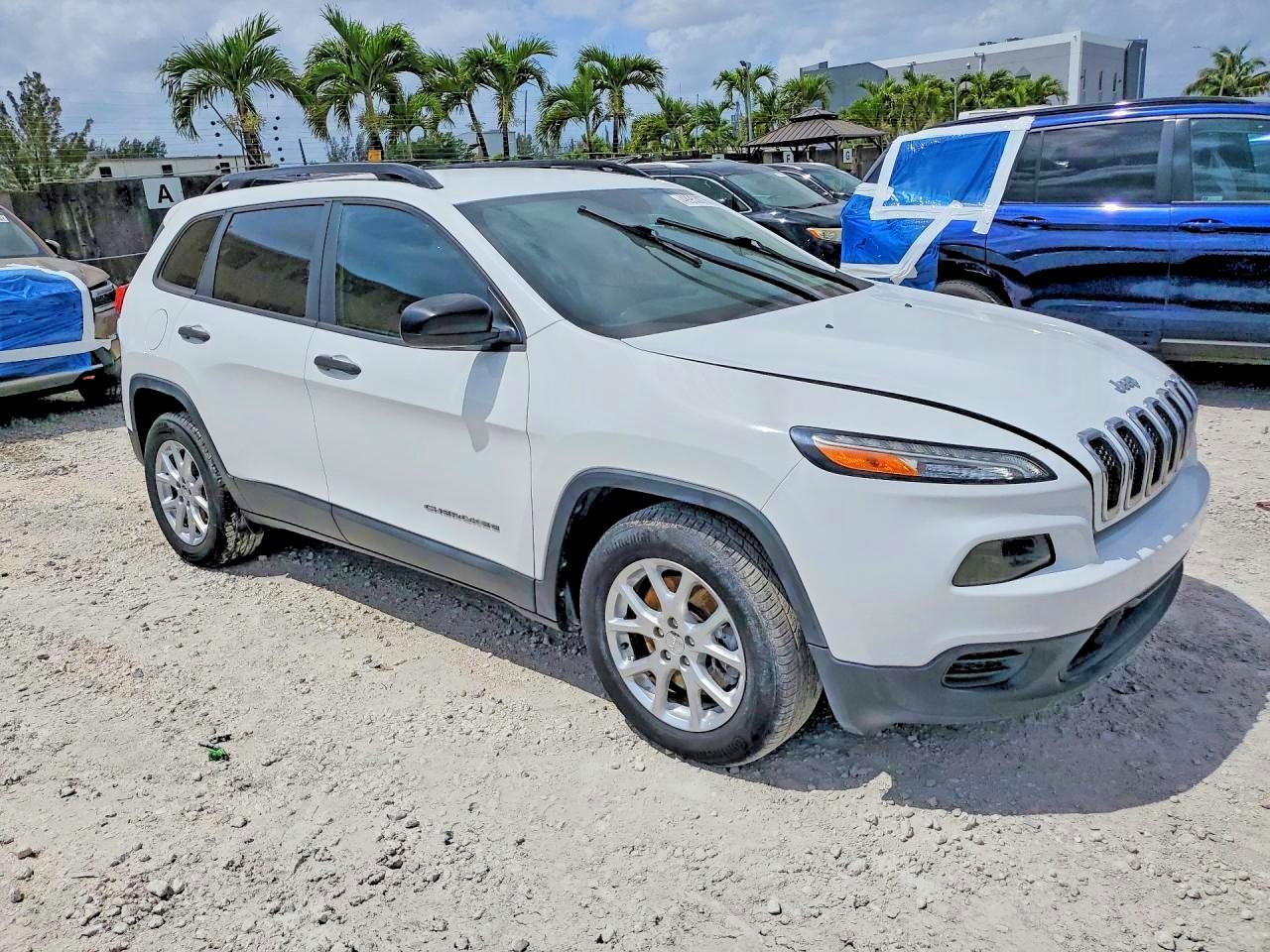 2016 Jeep Cherokee Sport - Фото 4