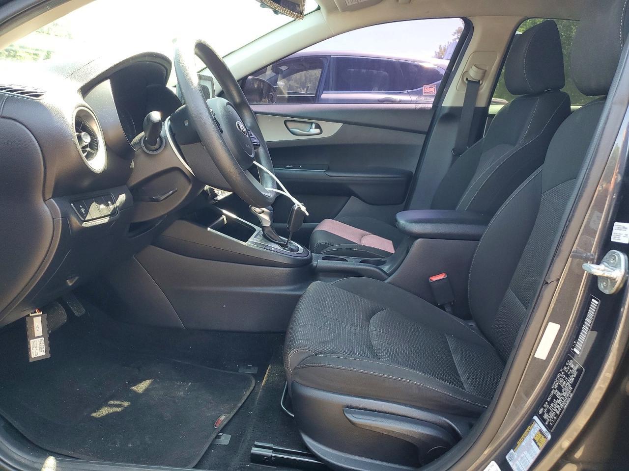 2019 Kia Forte Lxs - Image 7