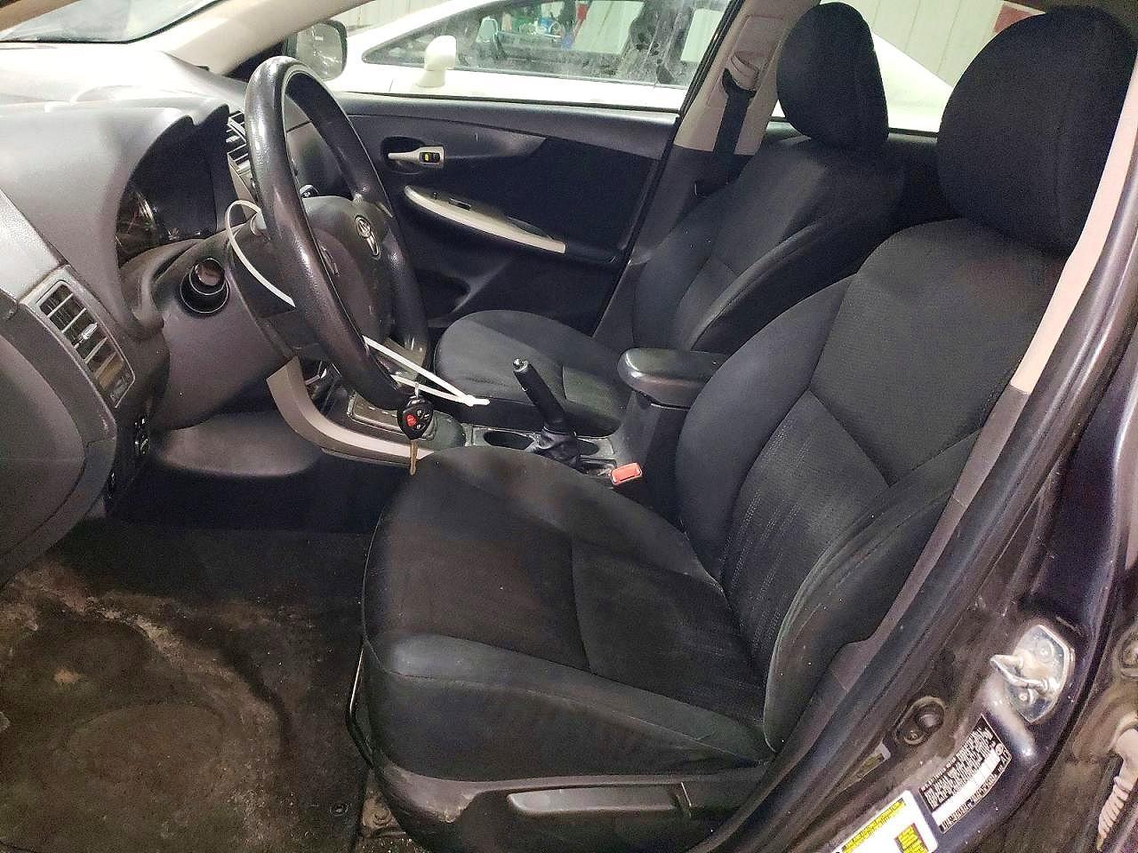 2011 Toyota Corolla S - Фото 7