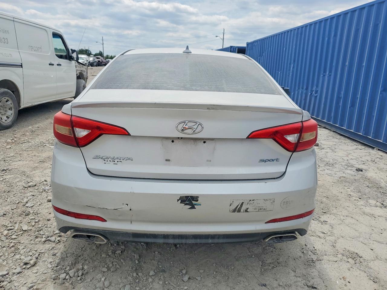 2015 Hyundai Sonata Sport - Image 6