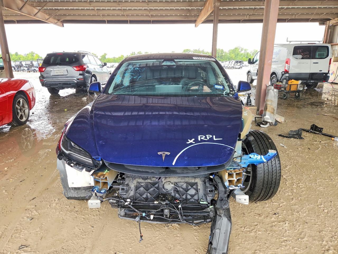 2024 Tesla Model 3 - Image 5