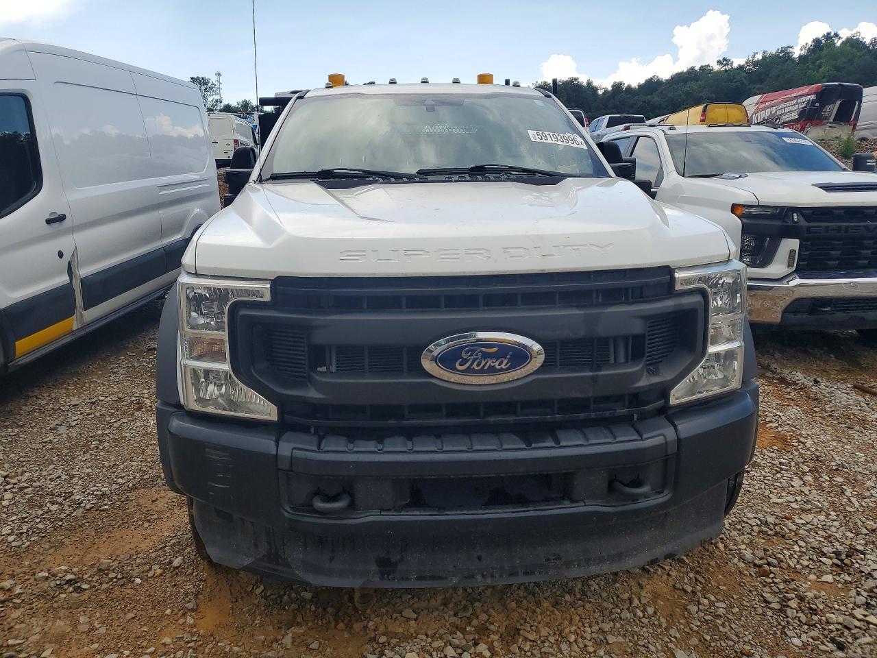 2021 Ford F450 Super Duty - Image 5