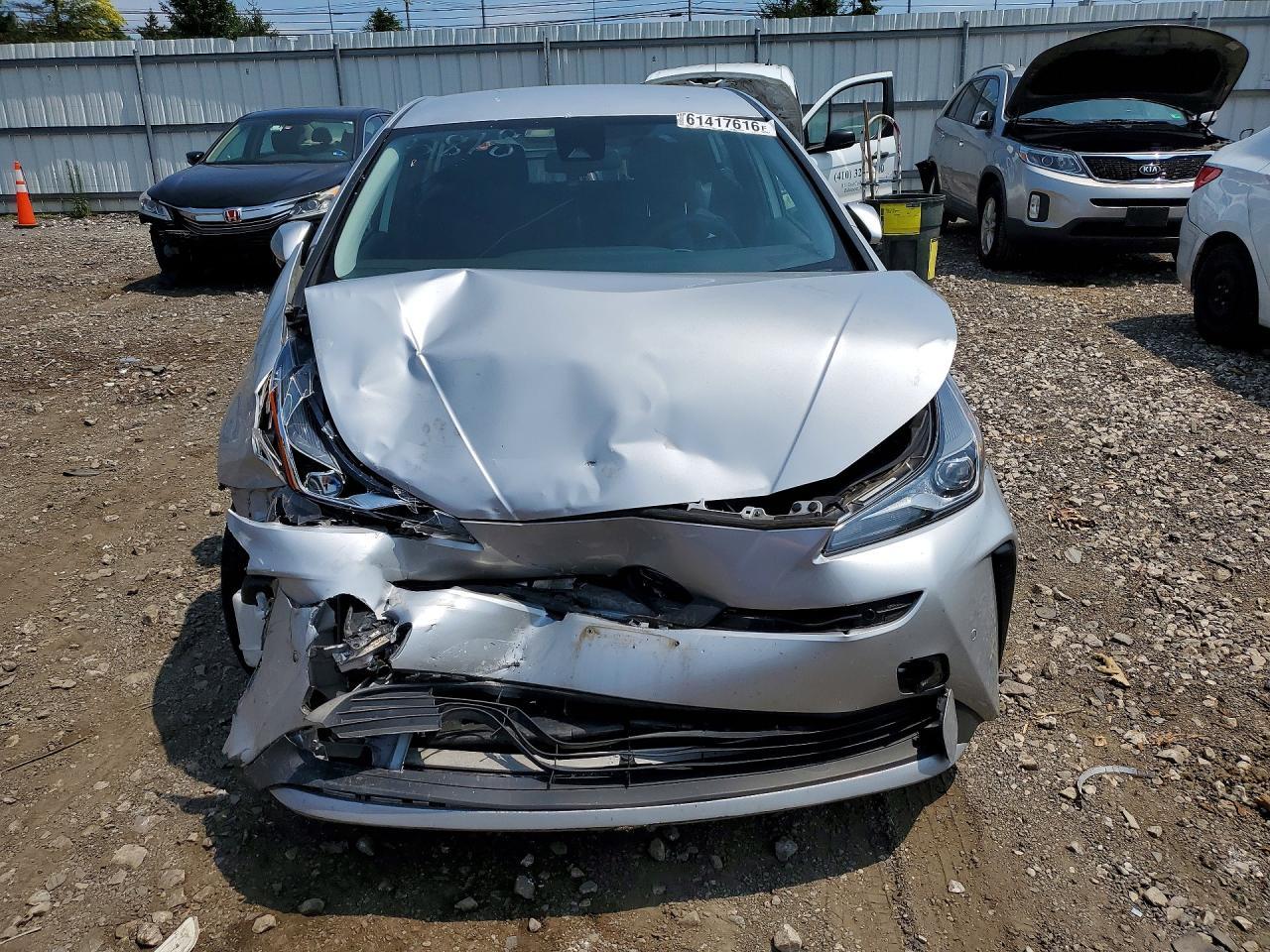 2021 Toyota Prius Le - Image 5