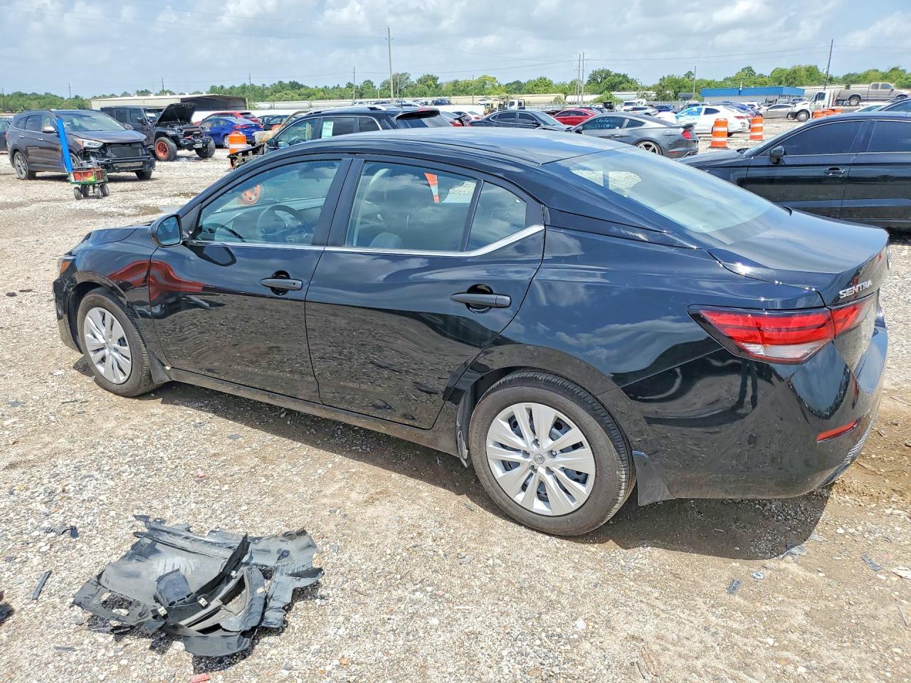 2025 Nissan Sentra S - Фото 2