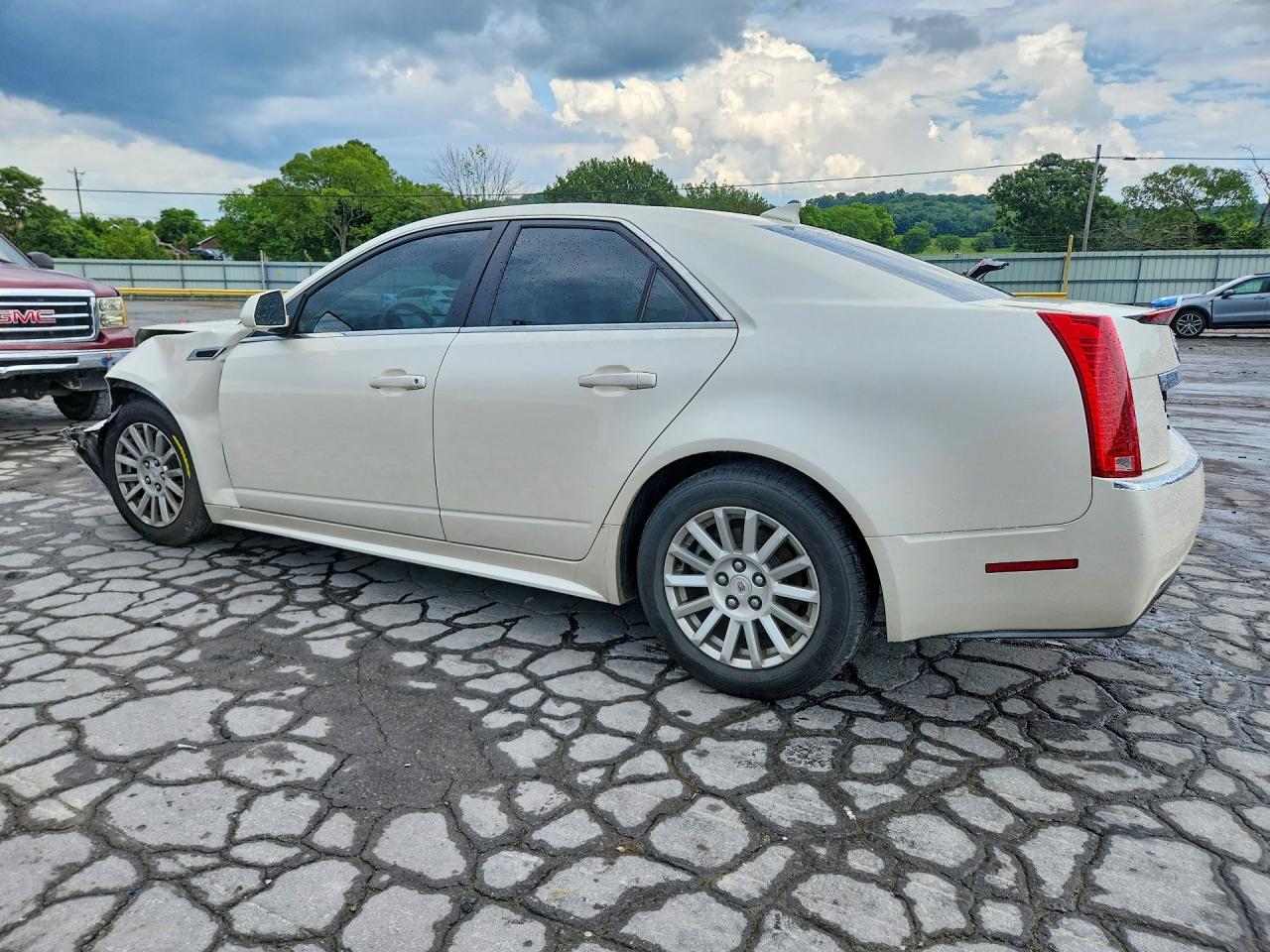 2009 Cadillac Cts - Image 2