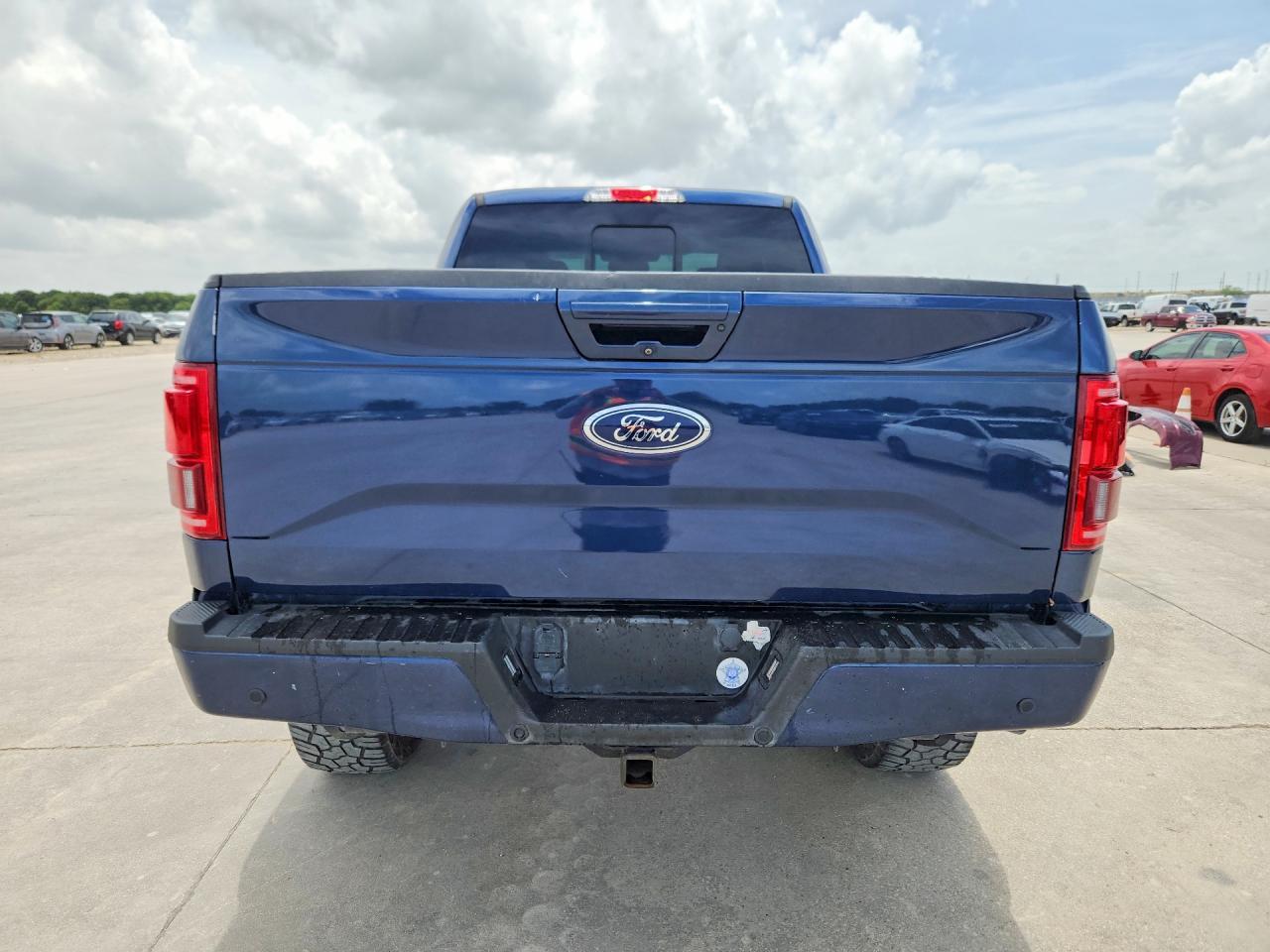 2017 Ford F150 Super Cab - Фото 6