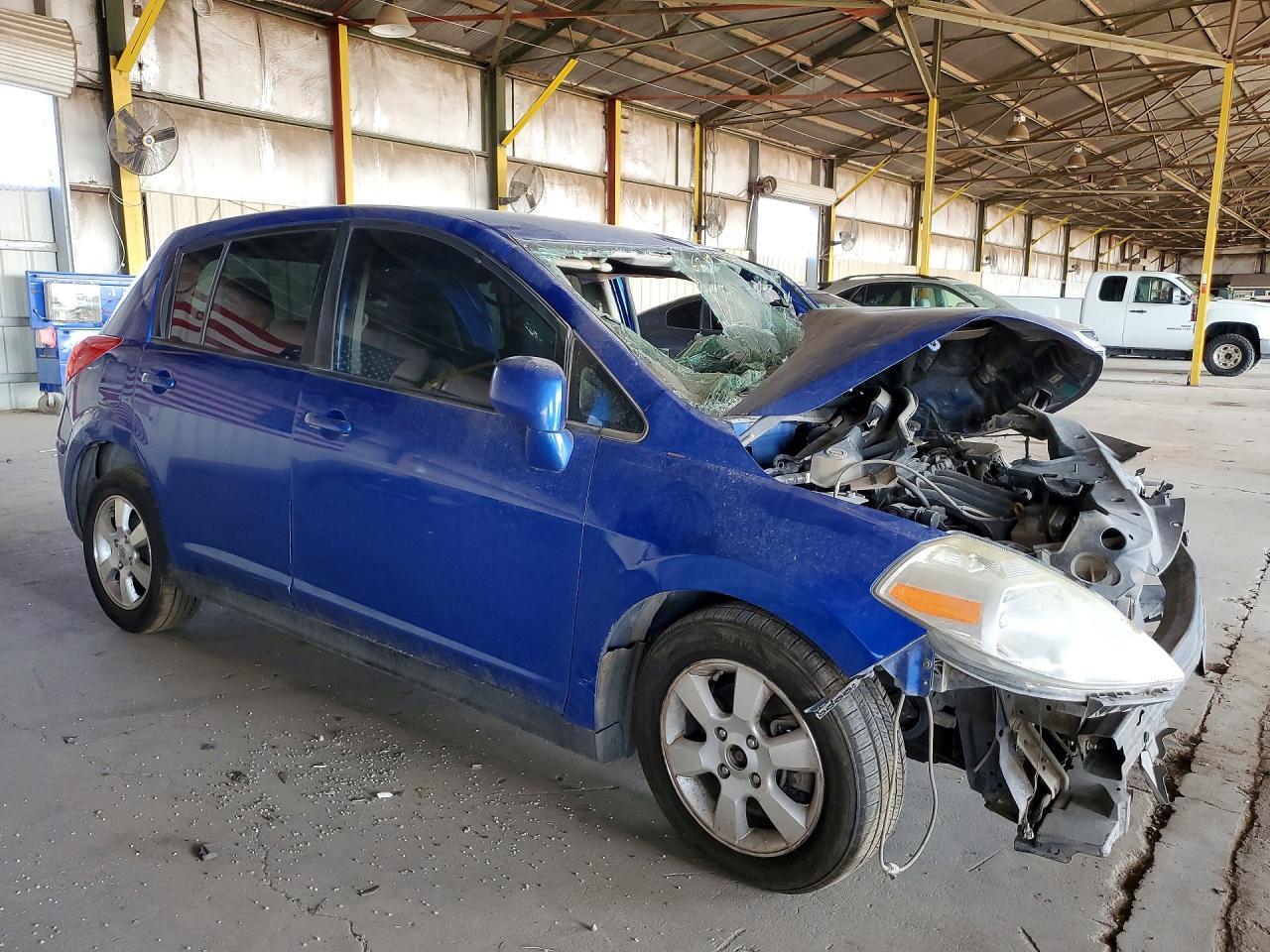 2012 Nissan Versa 1.8 S - Image 4