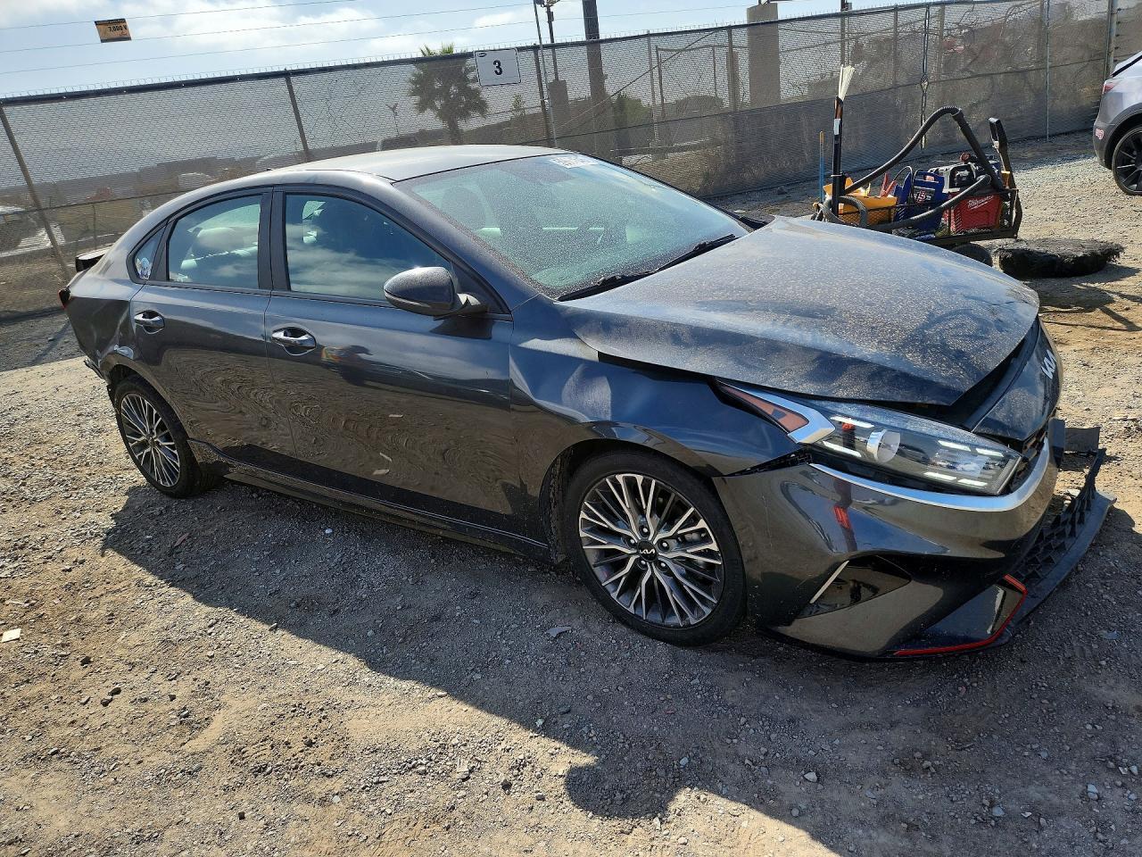 2022 Kia Forte Gt Line - Image 4