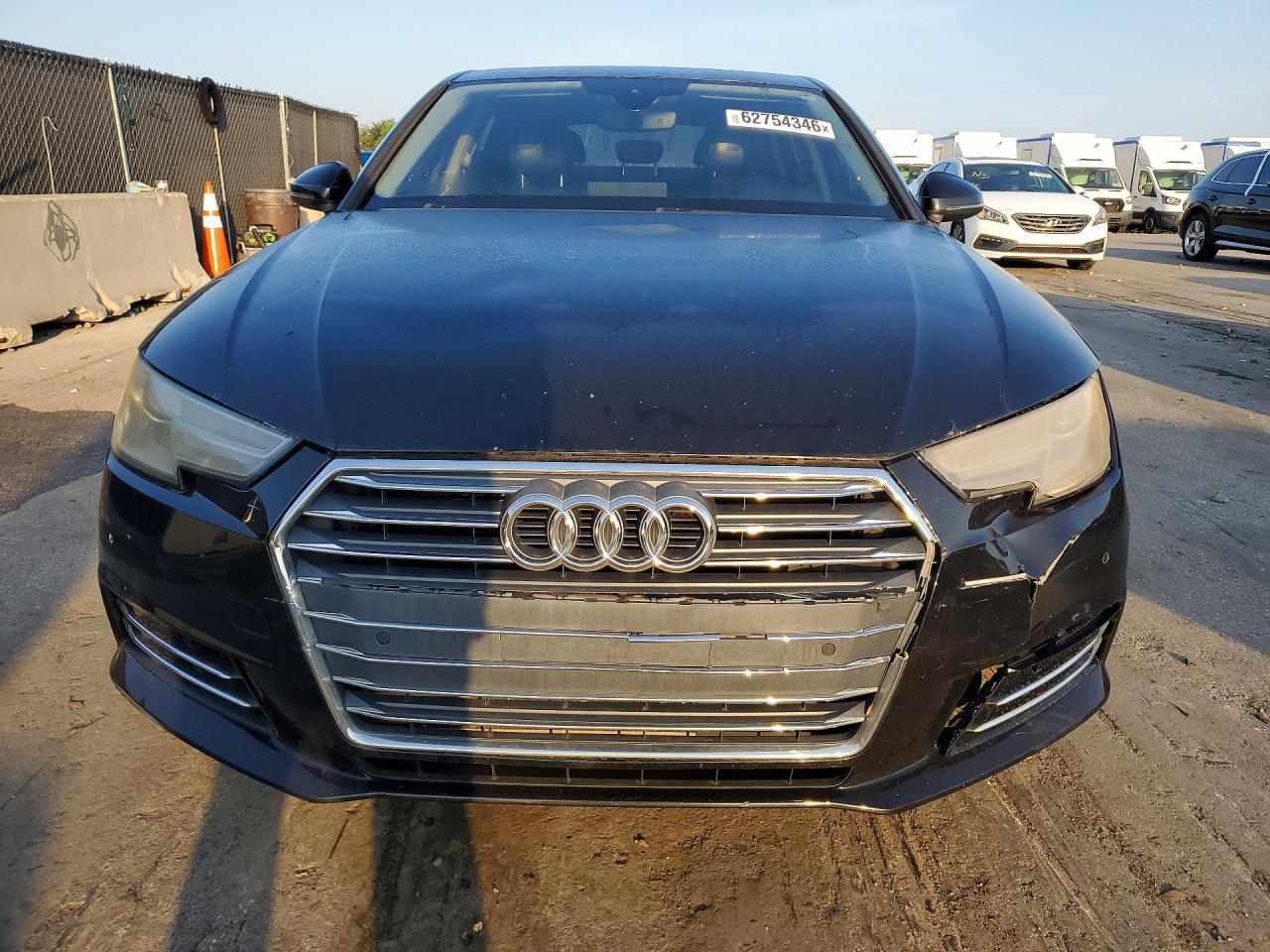2017 Audi A4 Premium - Фото 5