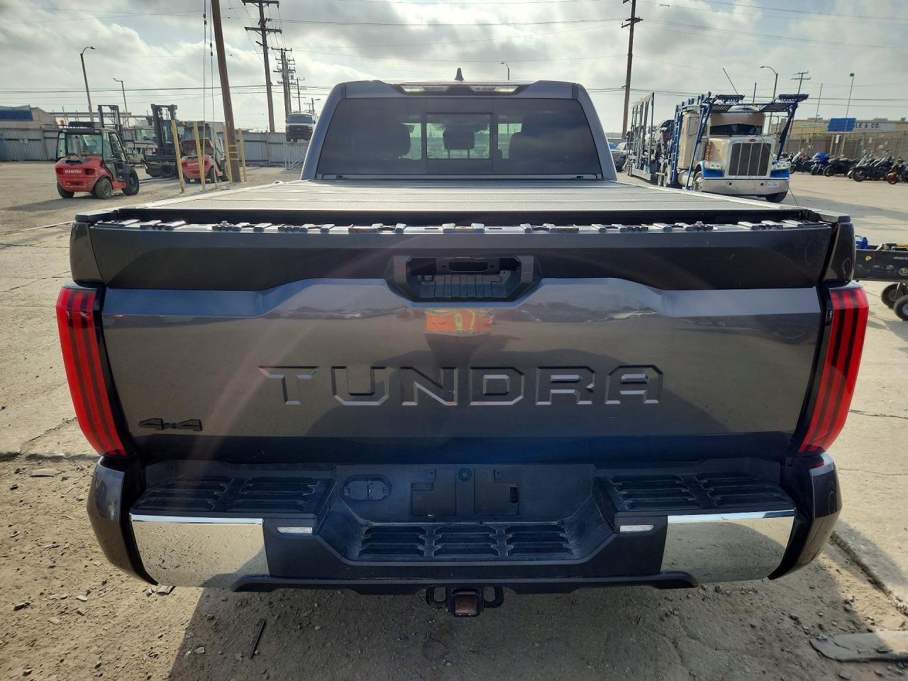 2023 Toyota Tundra Sr5 - Image 6