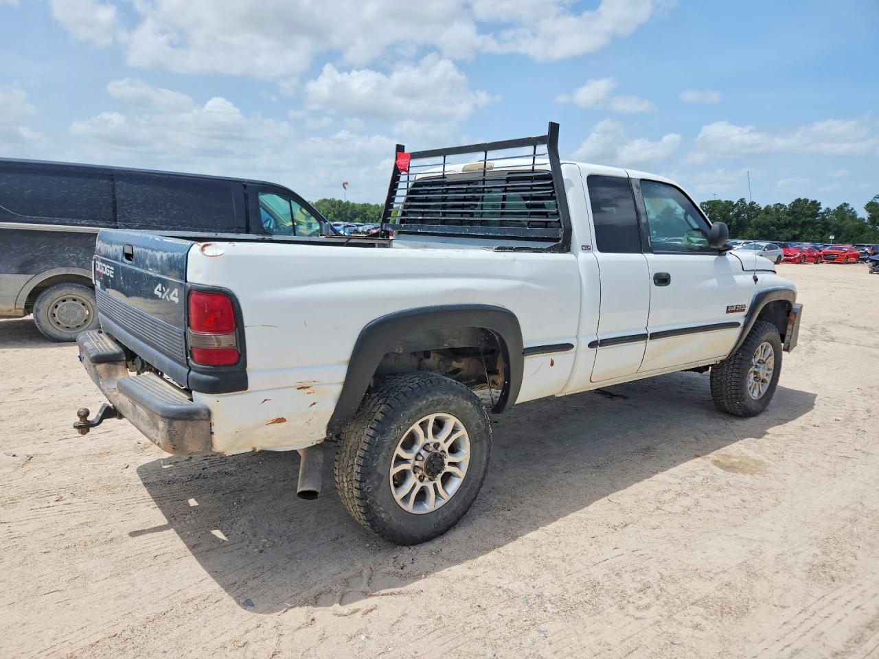 1999 Dodge Ram 2500 - Image 3