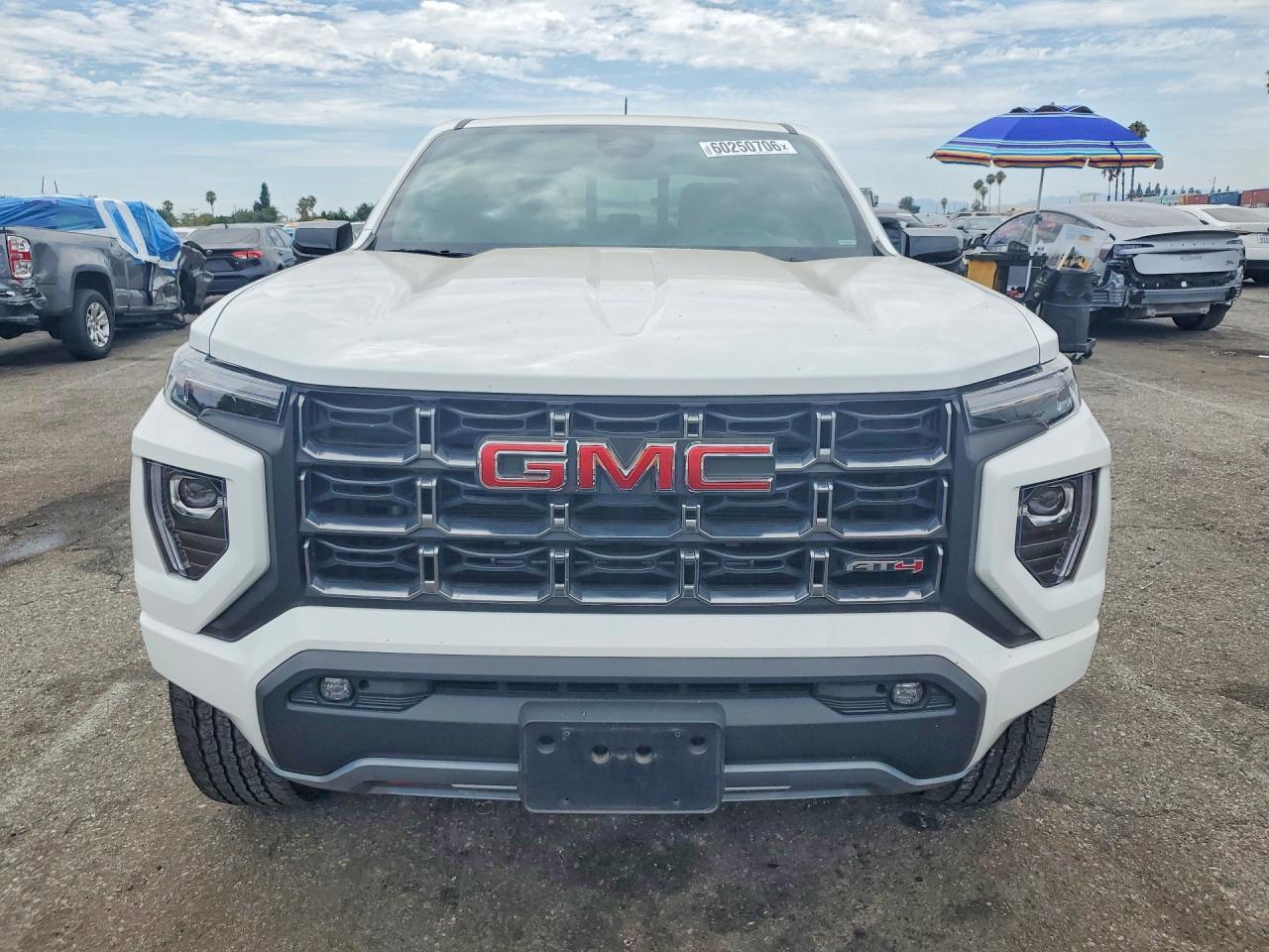 2025 GMC Canyon At4 - Image 5