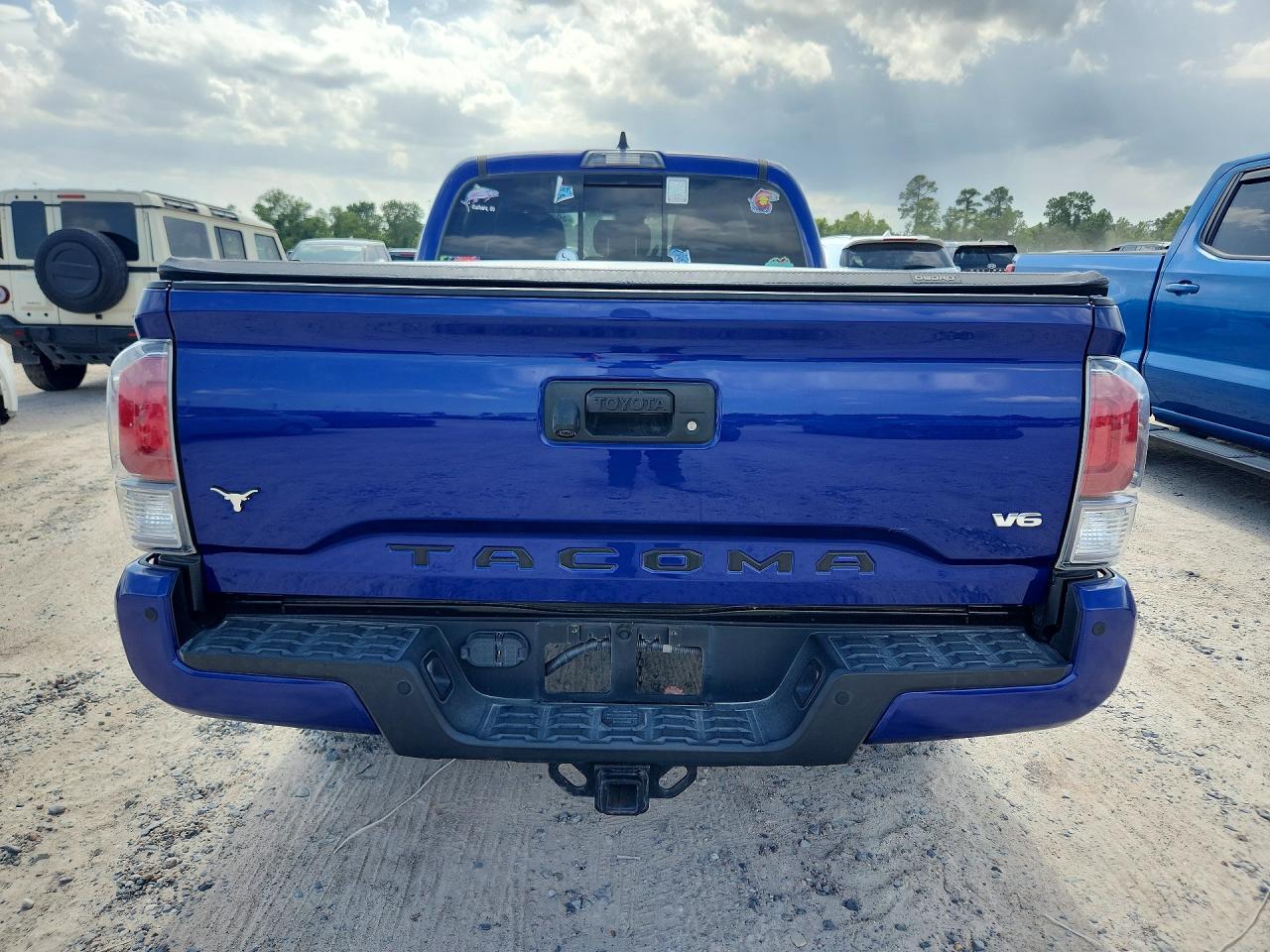 2022 Toyota Tacoma Trd Sport - Image 6