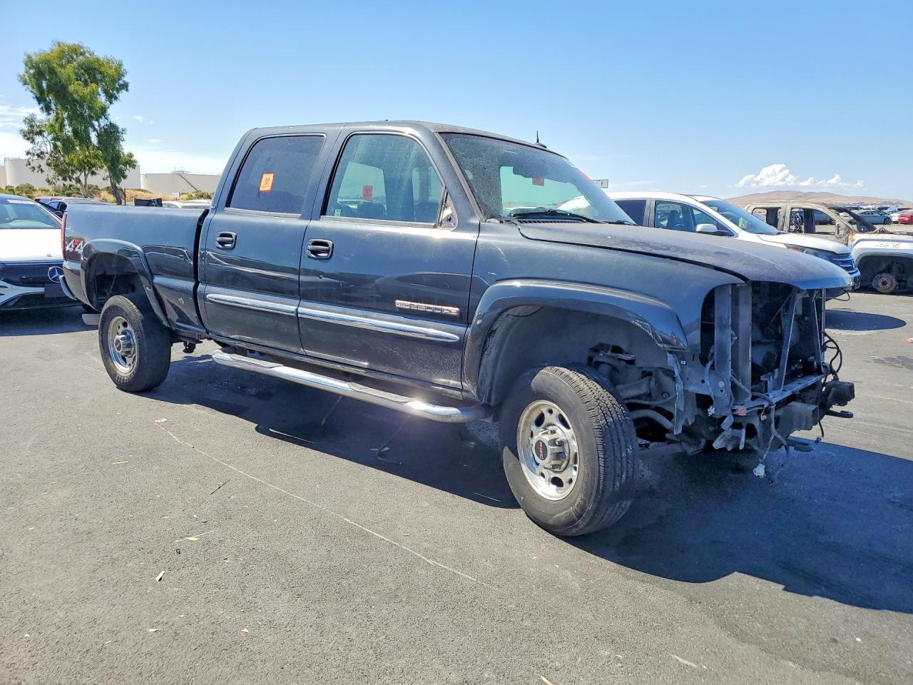 2004 GMC Sierra K2500 Heavy Duty - Фото 4