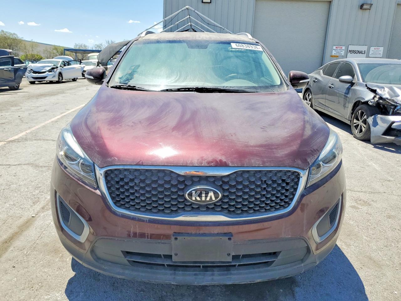 2017 Kia Sorento - Image 5