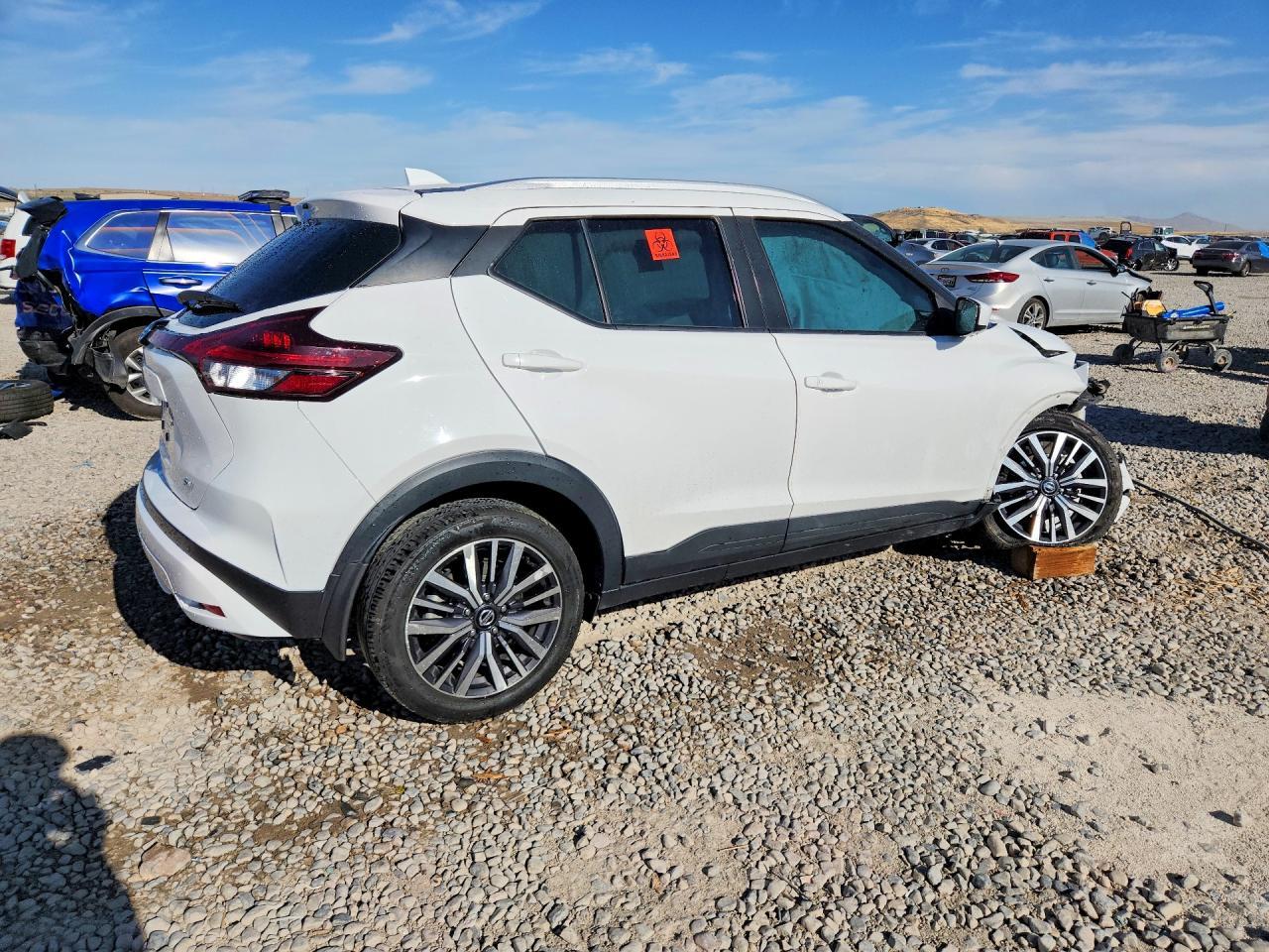 2021 Nissan Kicks Sv - Image 3