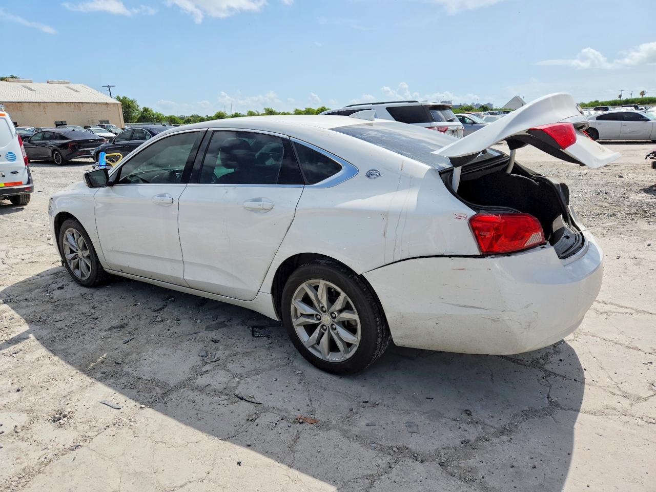 2019 Chevrolet Impala Lt - Image 2