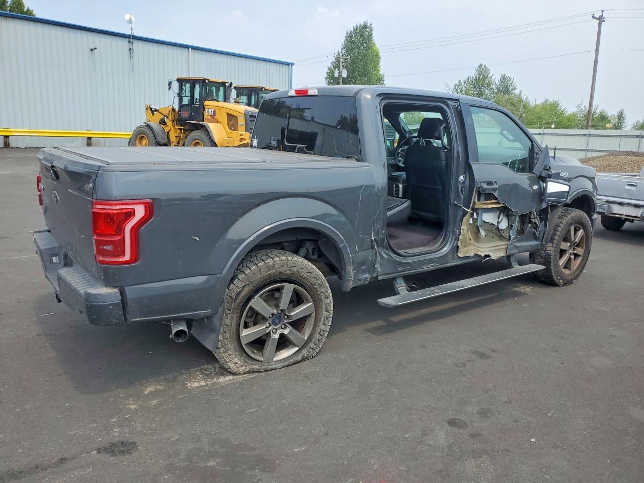 2016 Ford F150 Supercrew - Image 3