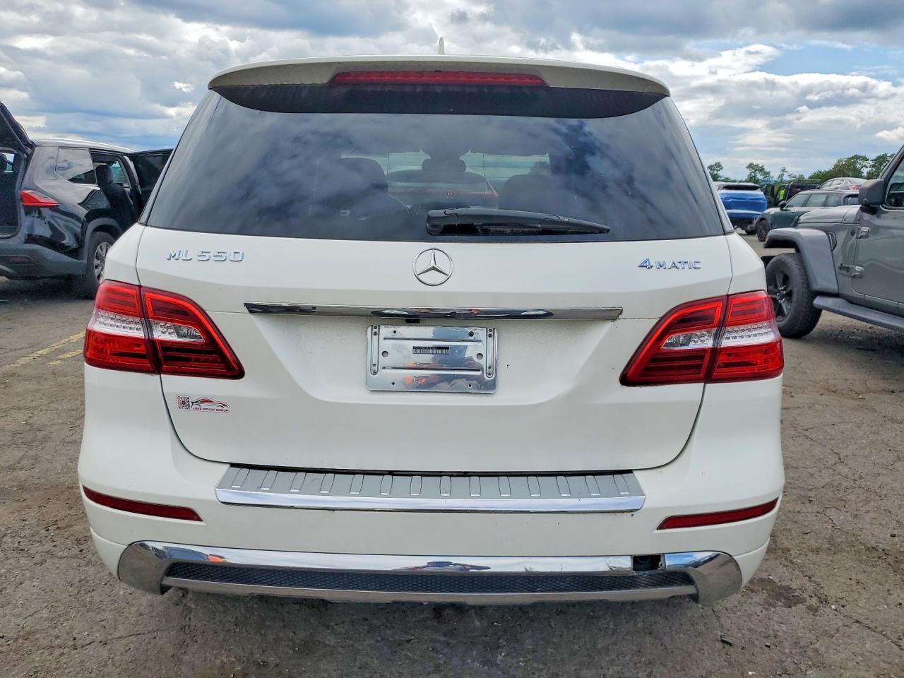 2014 Mercedes-Benz Ml 550 4Matic - Image 6