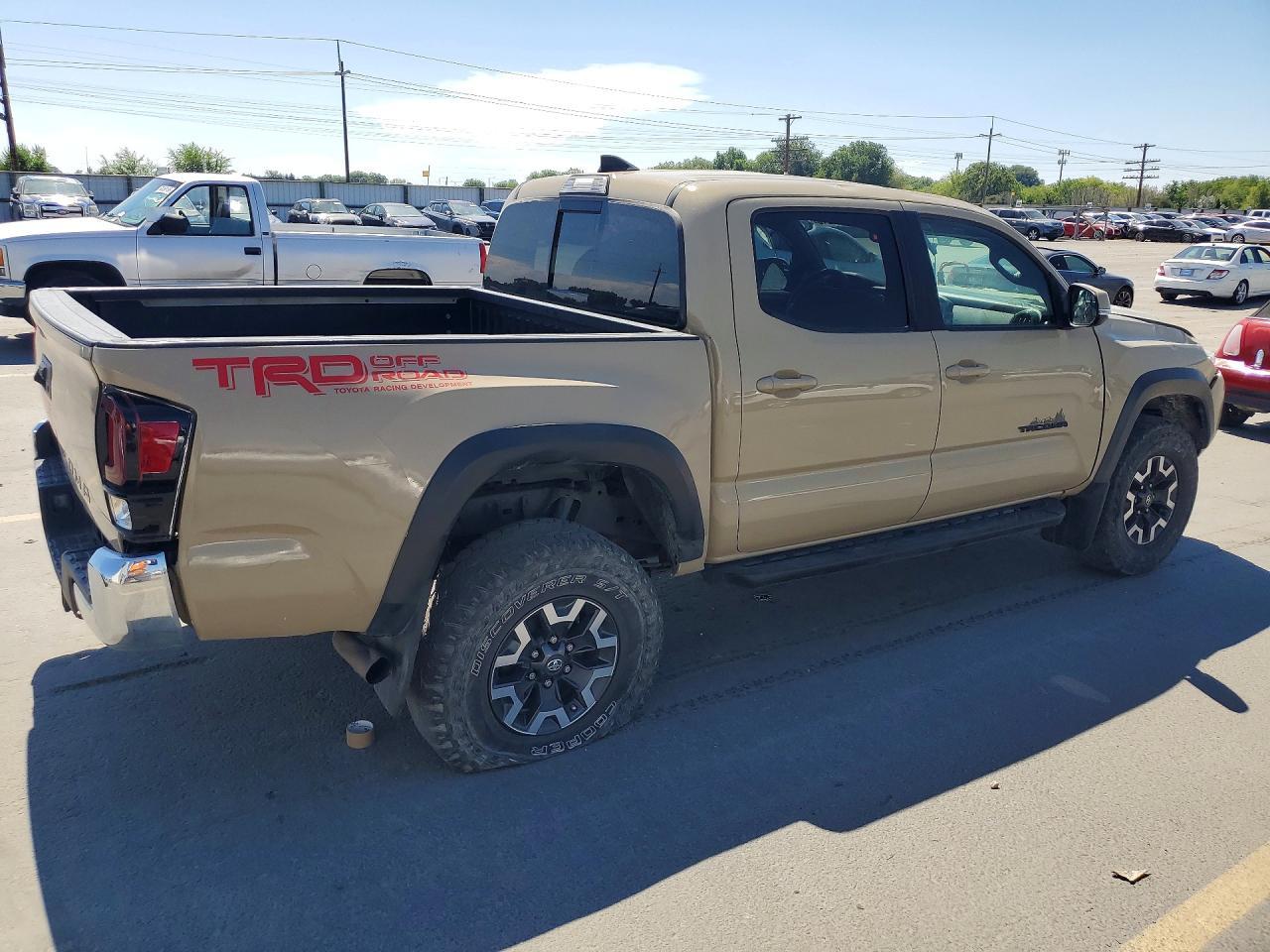 2017 Toyota Tacoma Sr V6 - Фото 3