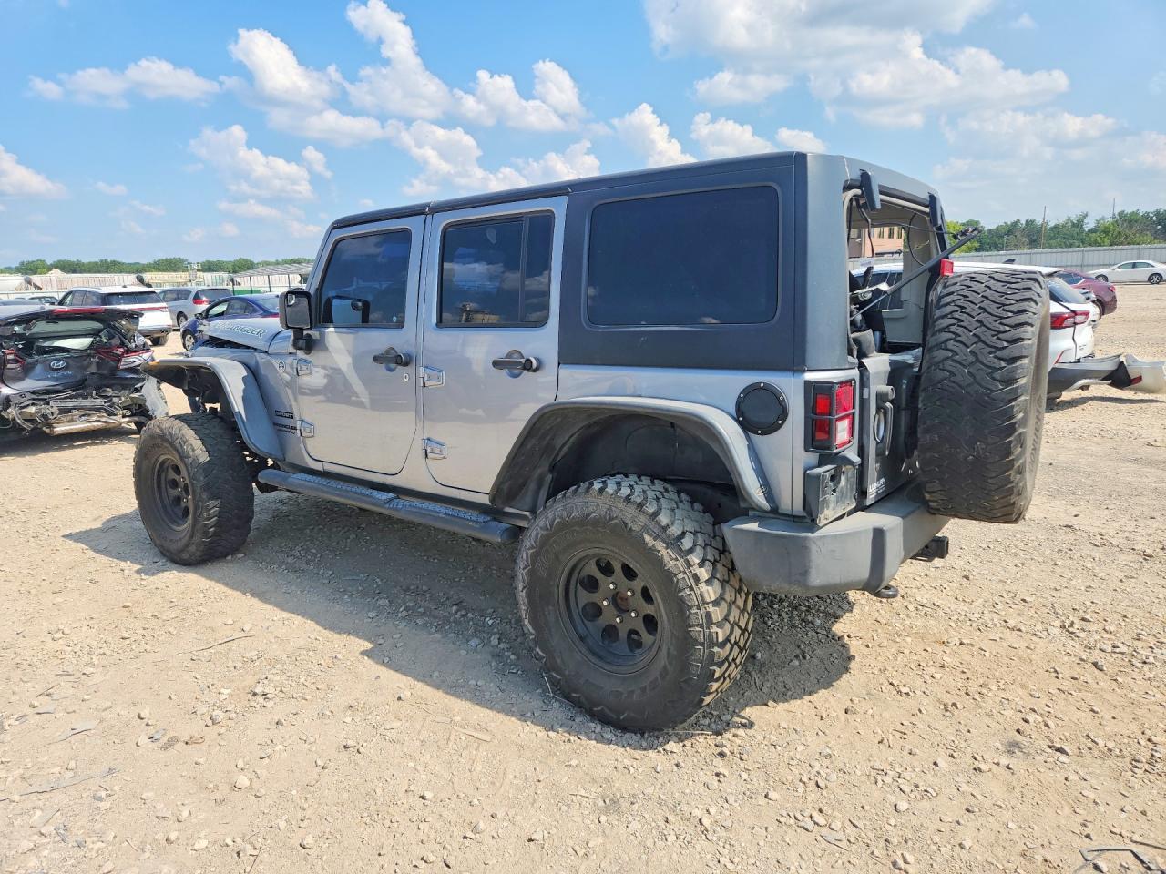 2013 Jeep Wrangler Unlimited Sport - Фото 2
