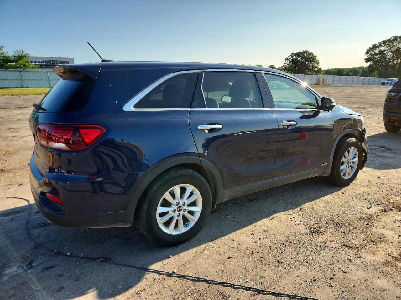2019 Kia Sorento Lx V6 - Image 3