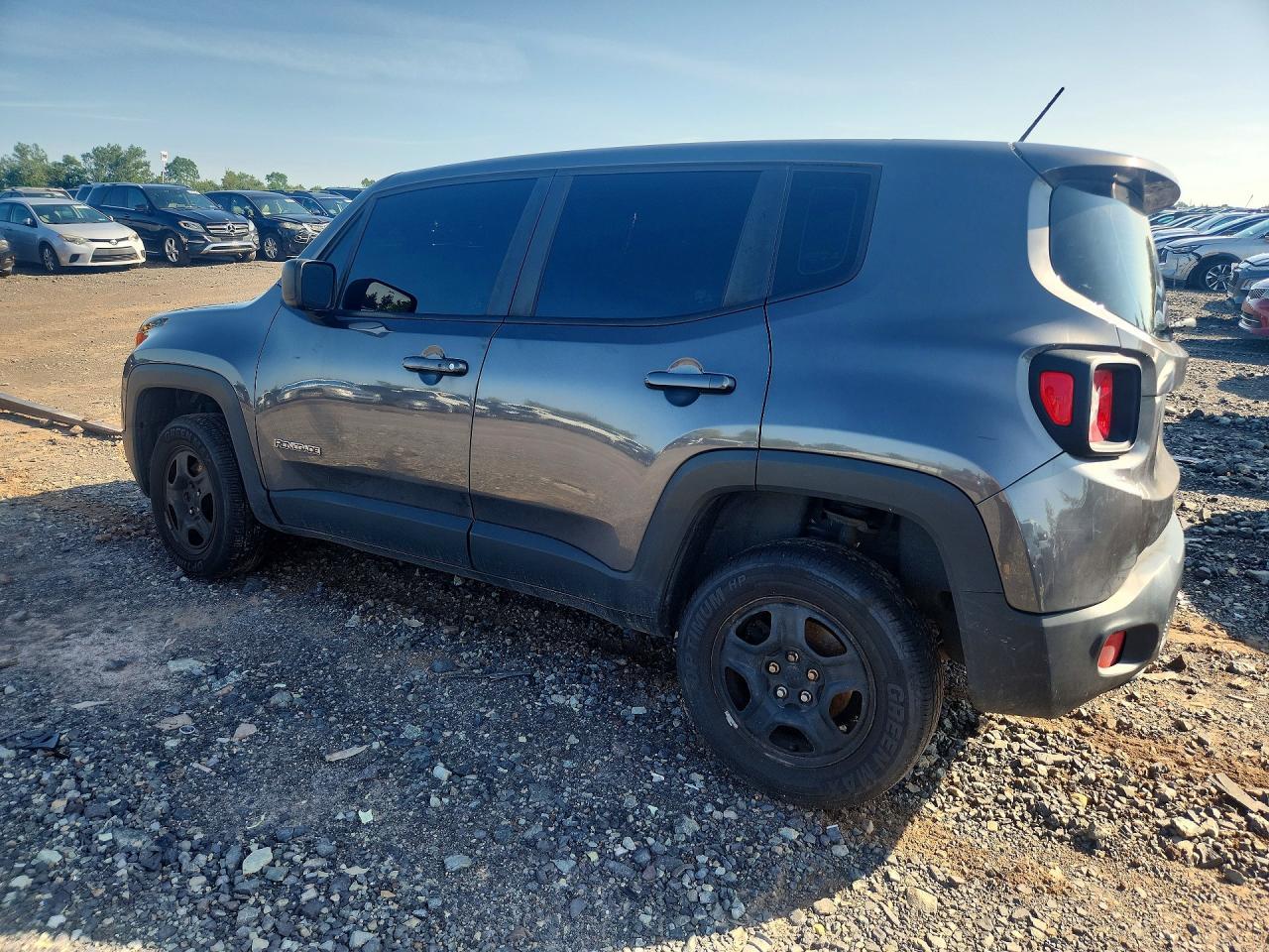 2017 Jeep Renegade Sport - Image 2
