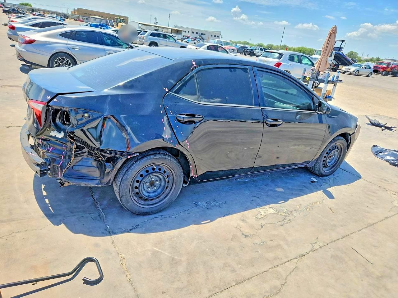 2015 Toyota Corolla Le - Image 3