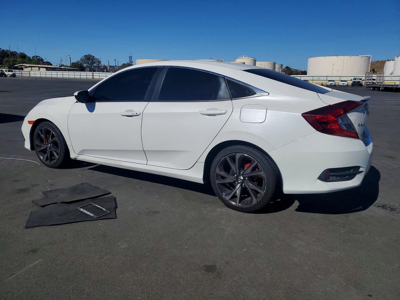 2021 Honda Civic Sport - Фото 2