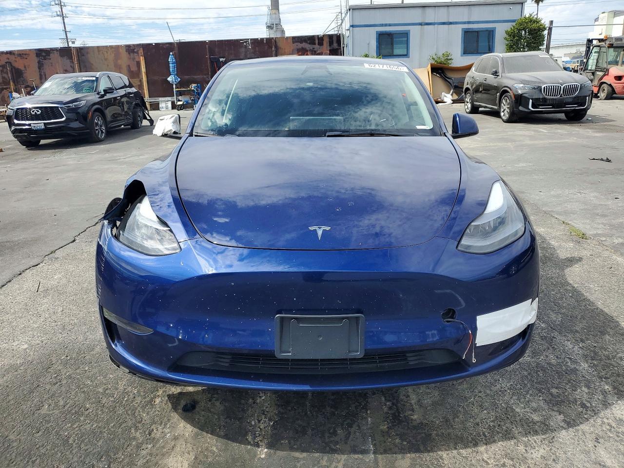 2023 Tesla Model Y - Image 5