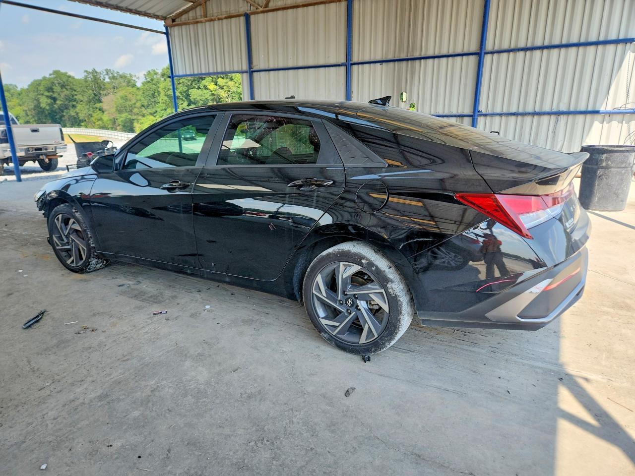 2025 Hyundai Elantra Sel Sport - Фото 2