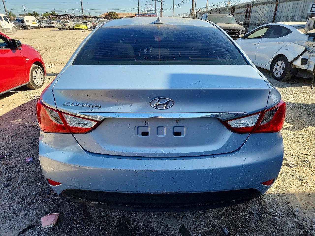 2014 Hyundai Sonata Gls - Image 6