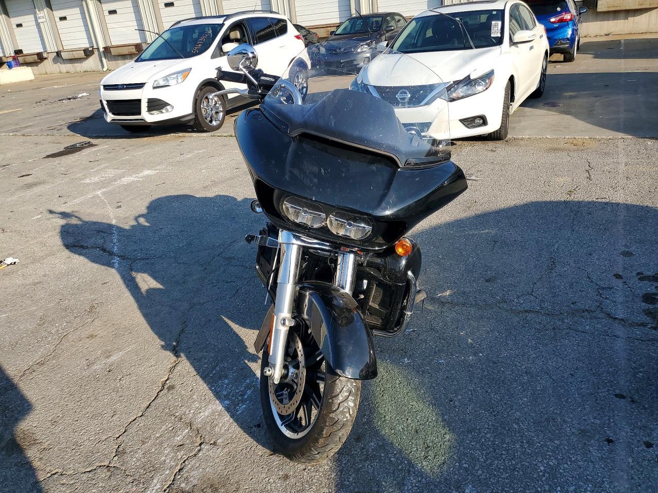 2016 Harley-Davidson Fltru - Фото 2