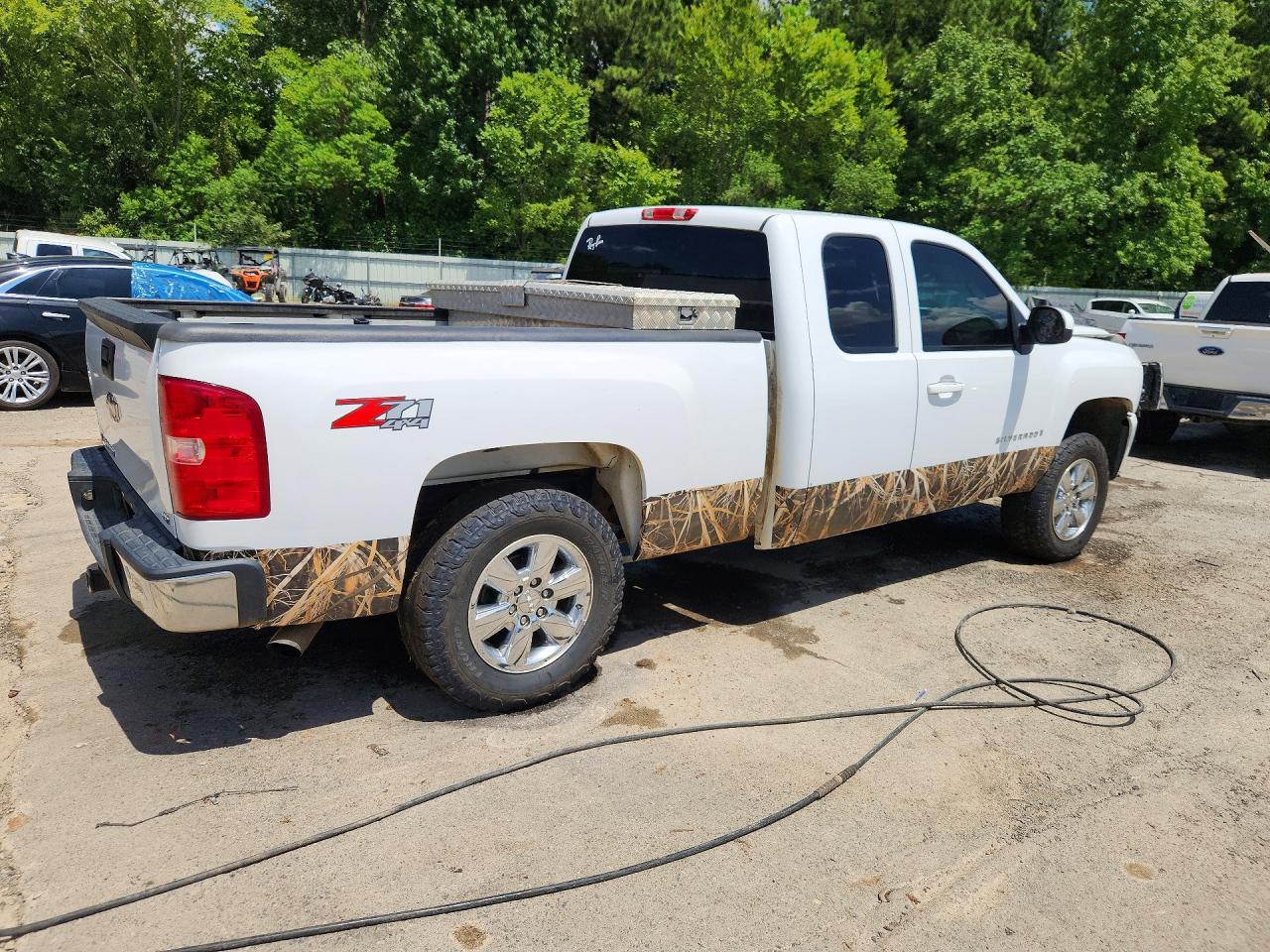 2008 Chevrolet Silverado K1500 - Фото 3
