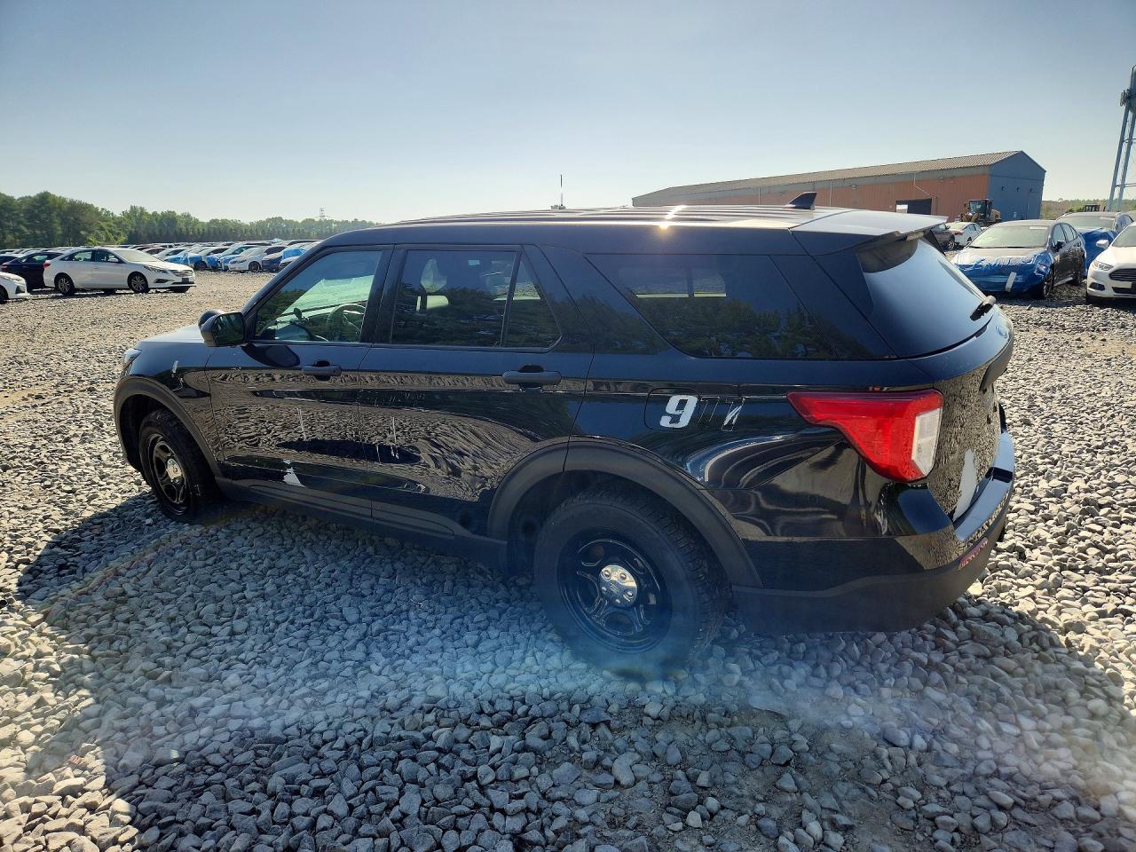 2023 Ford Explorer Police Interceptor - Фото 2