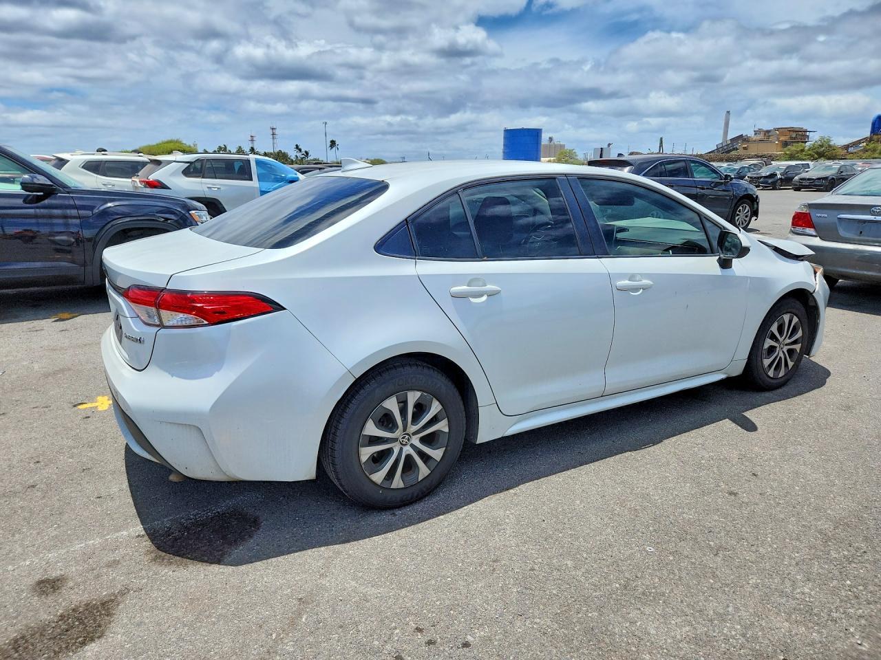 2022 Toyota Corolla Le - Фото 3