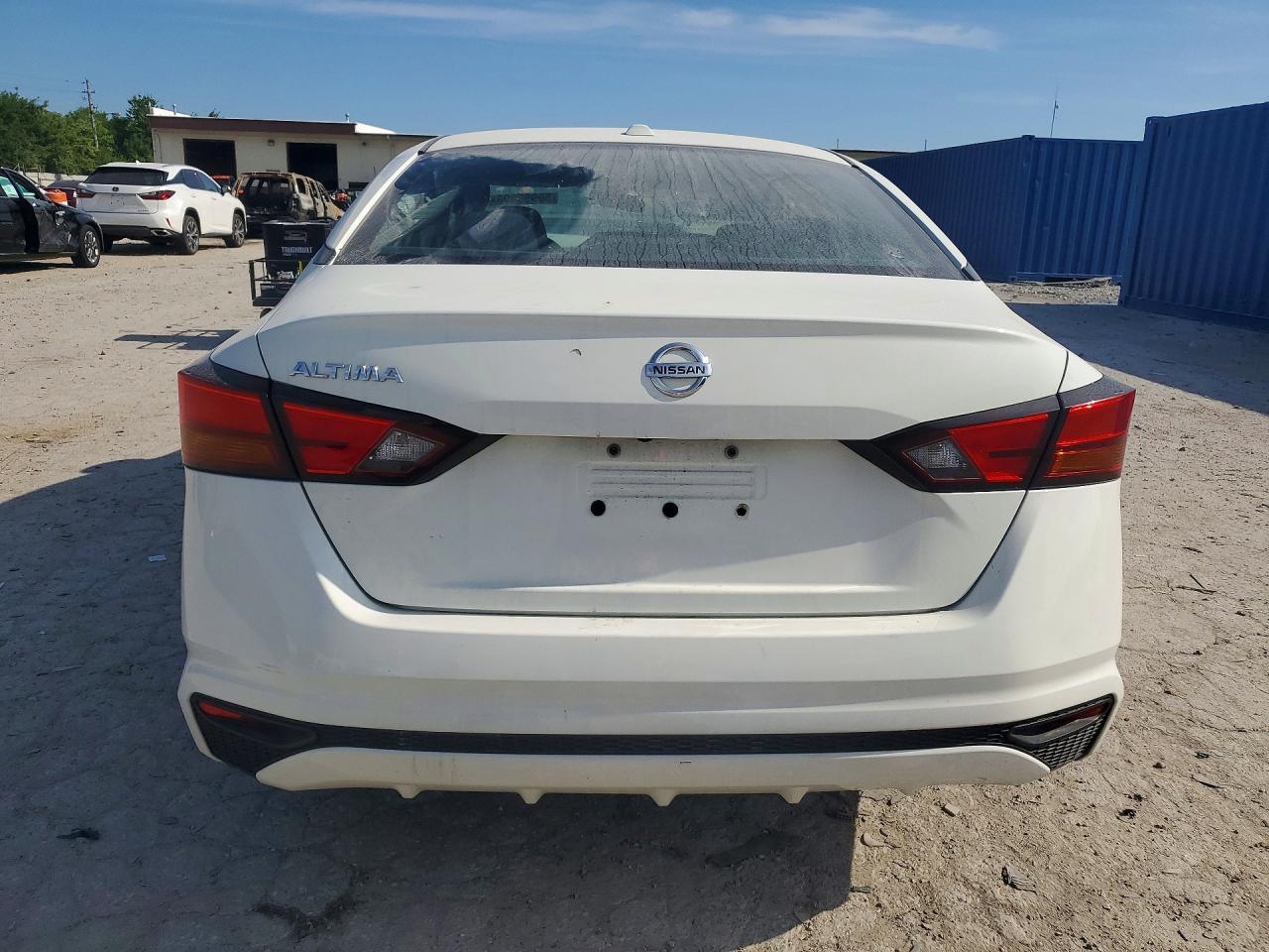 2019 Nissan Altima S - Image 6