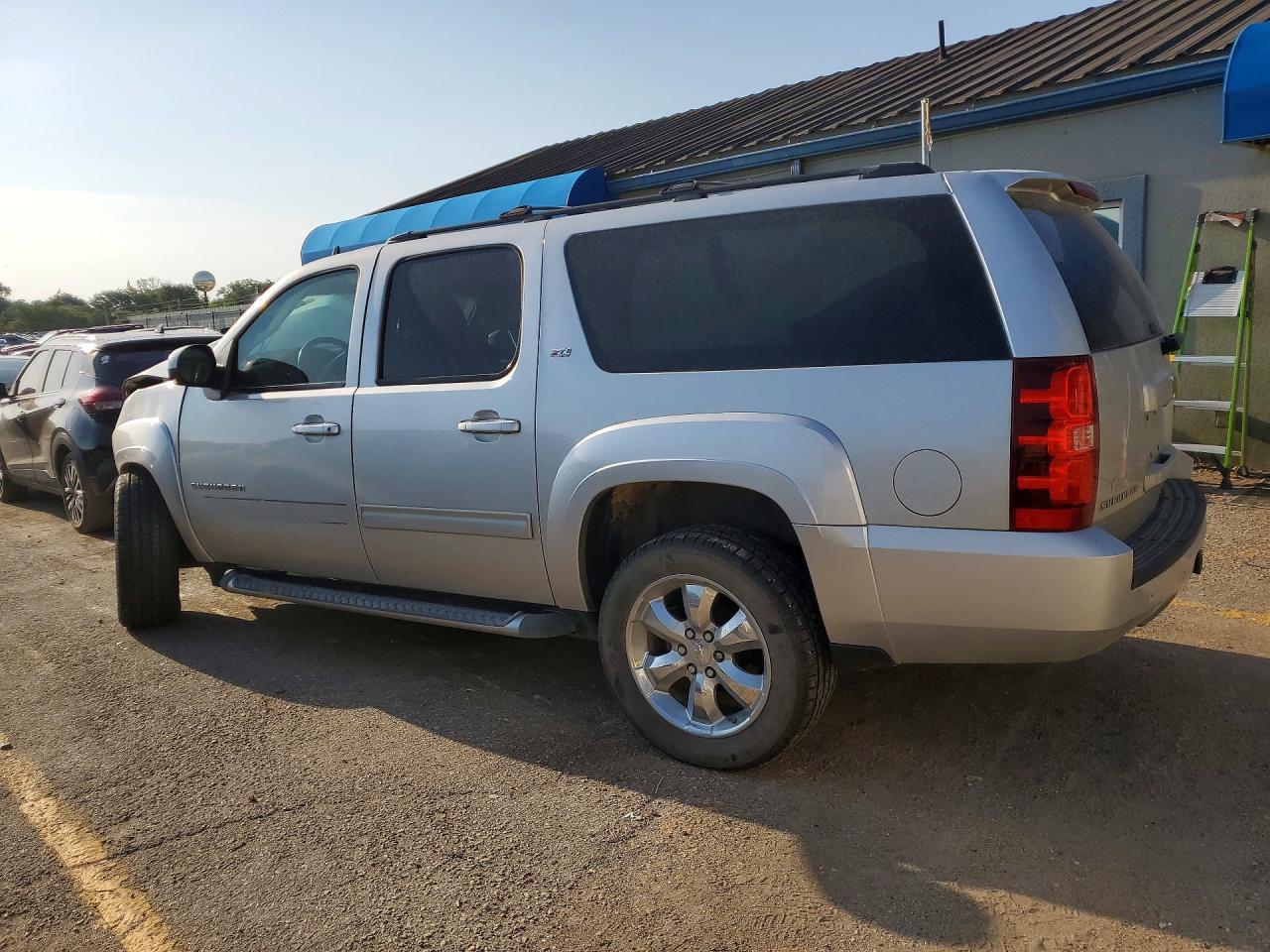 2012 Chevrolet Suburban K1500 Lt - Фото 2