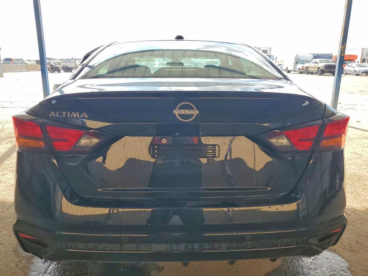 2025 Nissan Altima Sv - Image 6