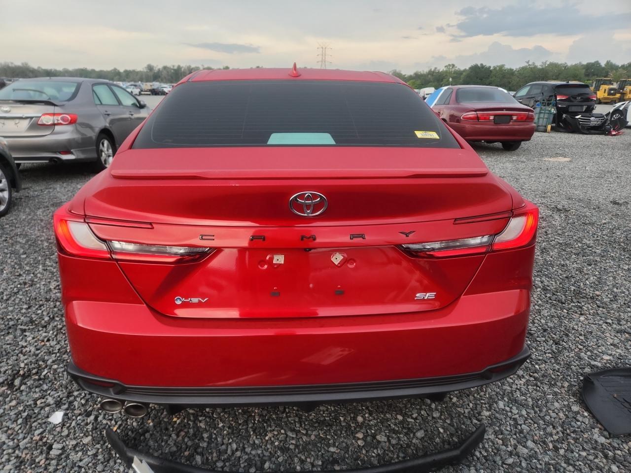 2025 Toyota Camry Se - Фото 6
