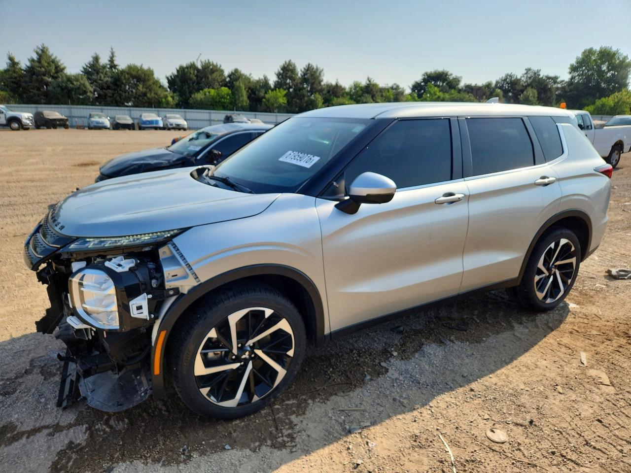2024 Mitsubishi Outlander Se