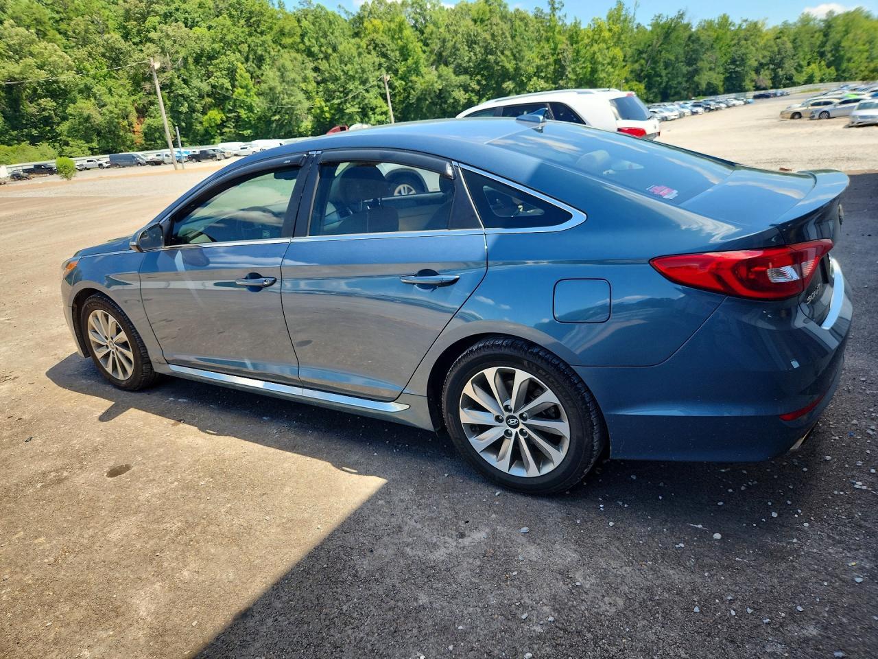 2017 Hyundai Sonata Sport - Image 2