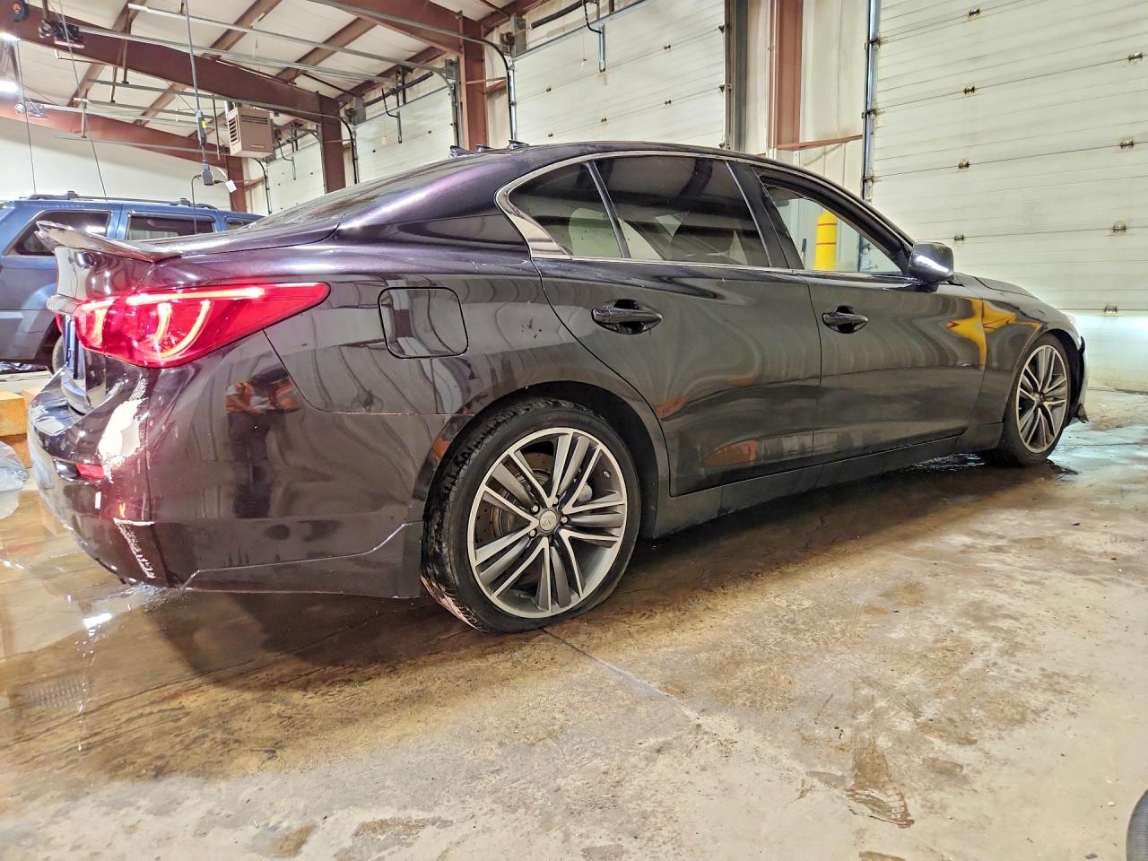 2015 Infiniti Q50 Base/Premium/Sport - Фото 3