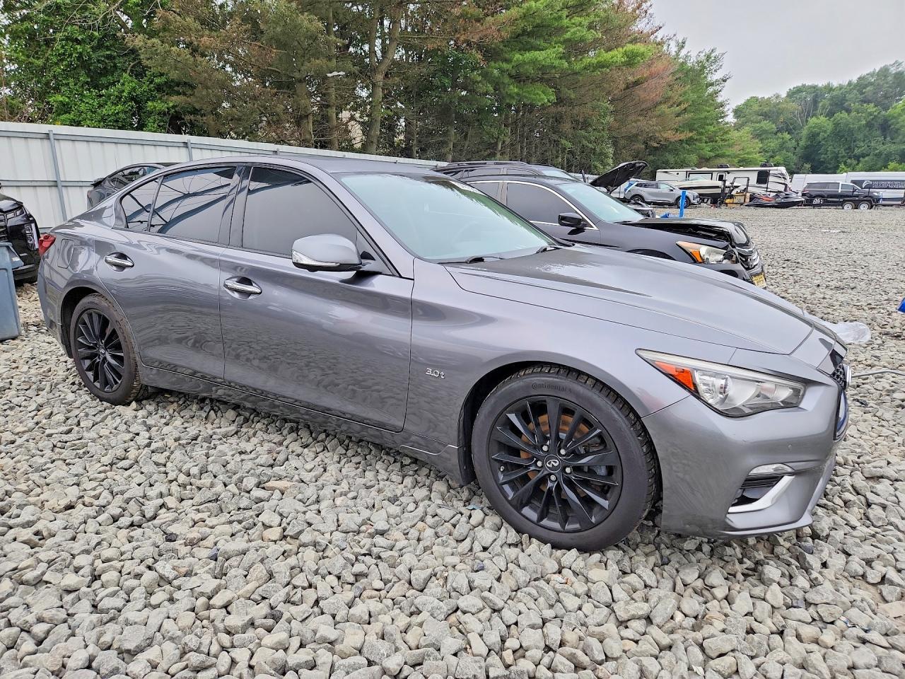 2018 Infiniti Q50 3.0T Luxe - Фото 4