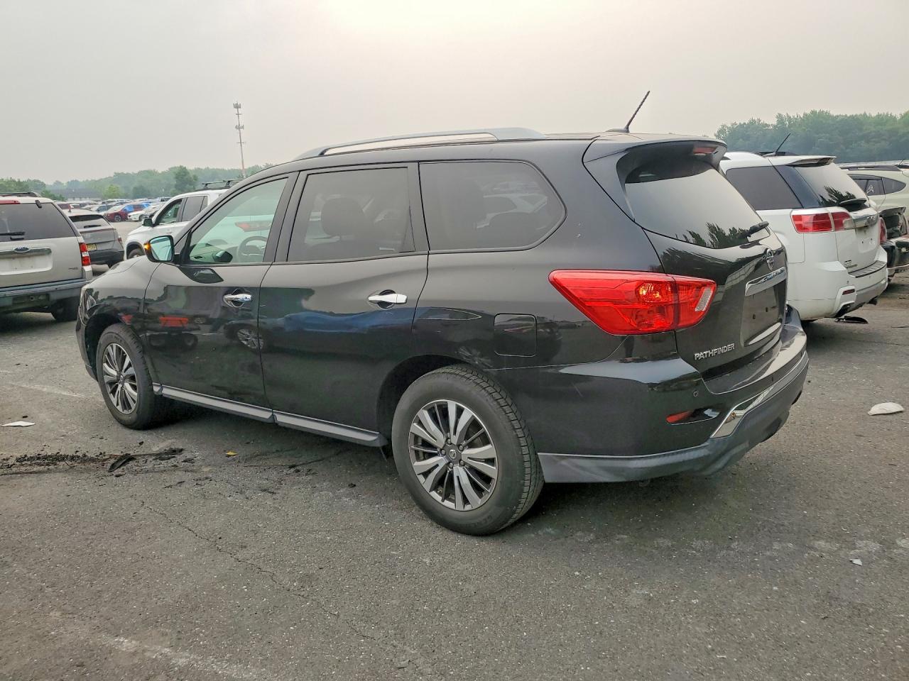 2018 Nissan Pathfinder Sv - Фото 2