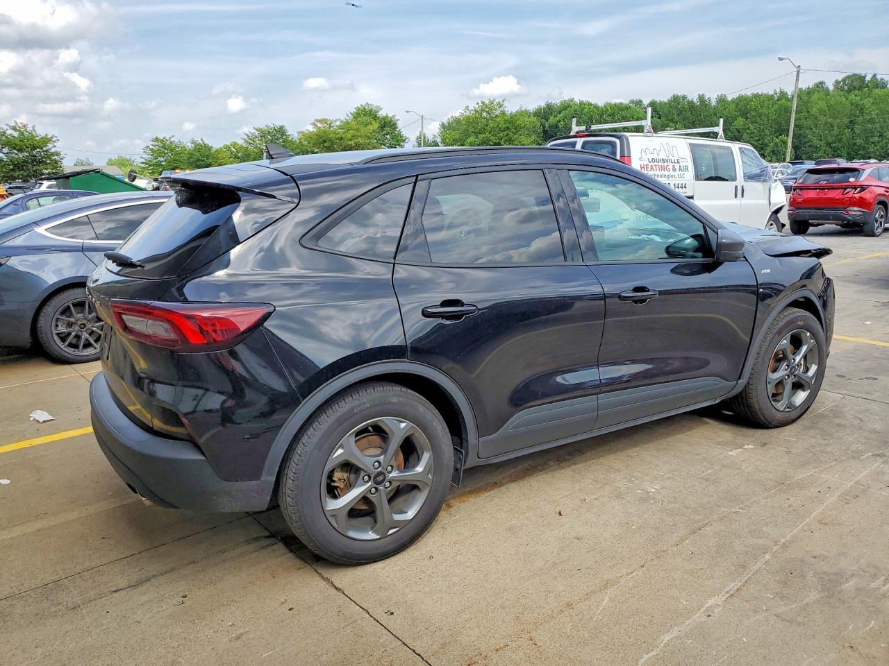 2025 Ford Escape St Line - Фото 3