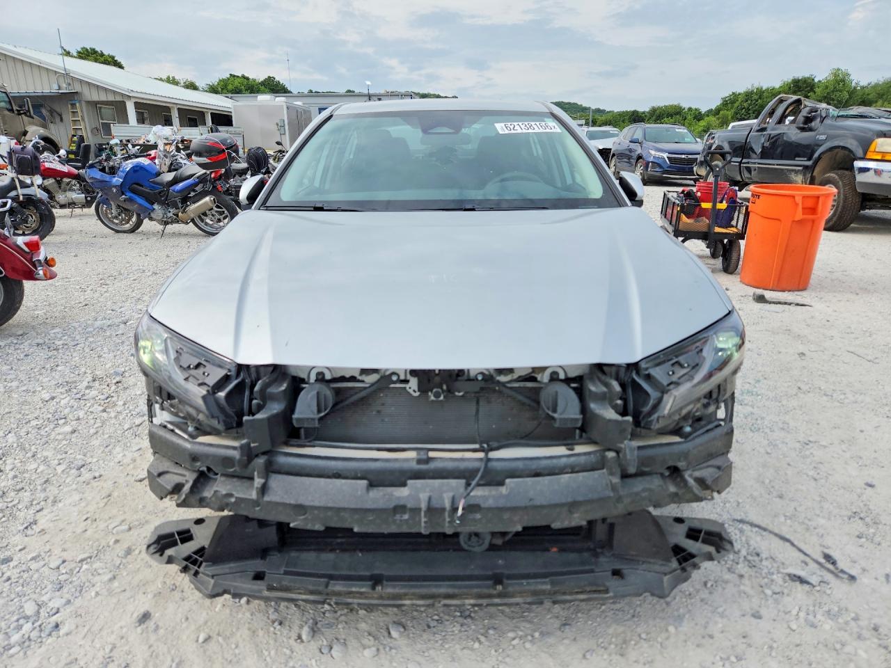 2025 Toyota Camry Le - Фото 5